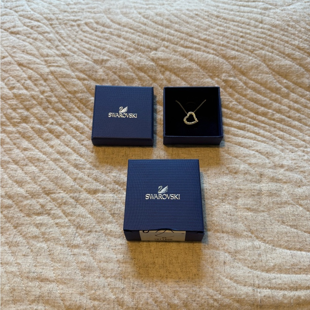 Swarovski Heart Pendant Necklace NWT